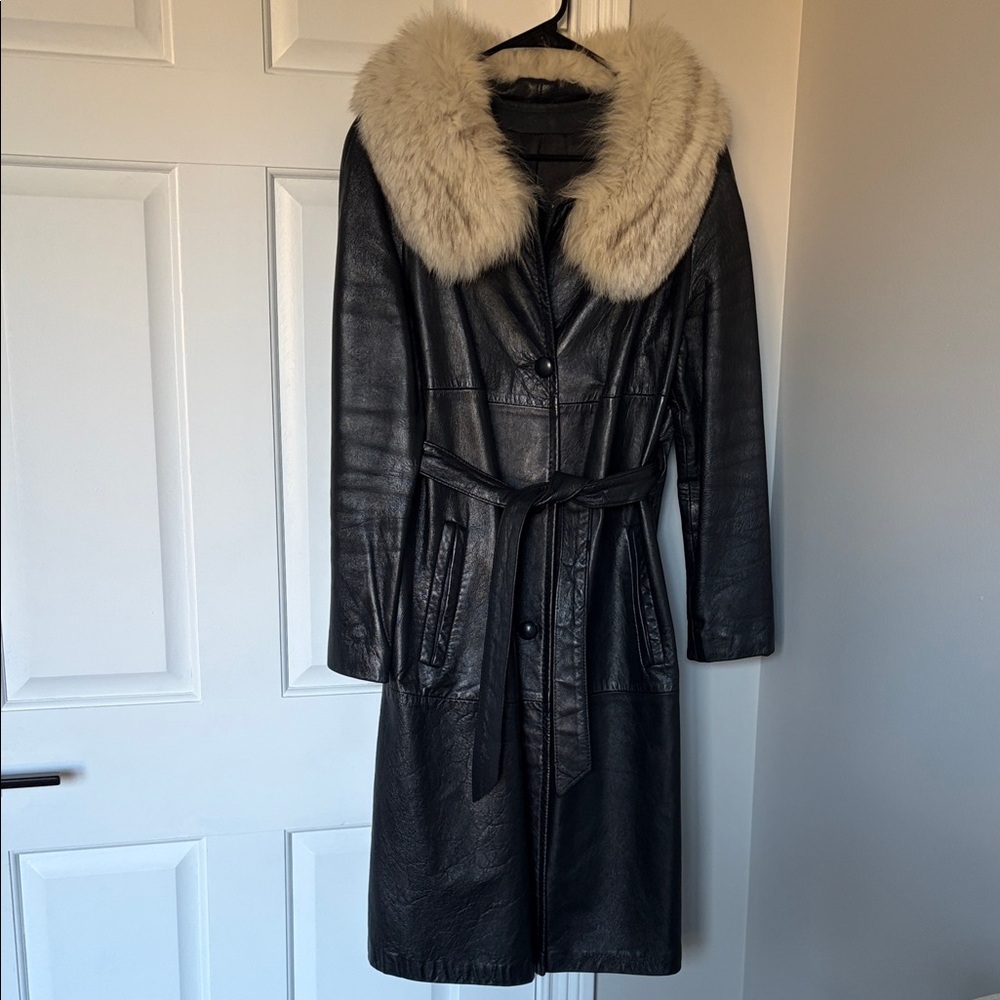 Vintage Peter Caruso Black Leather Trench Coat with Fur Collar and Leather belt